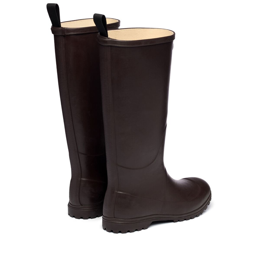 799 botas de goma